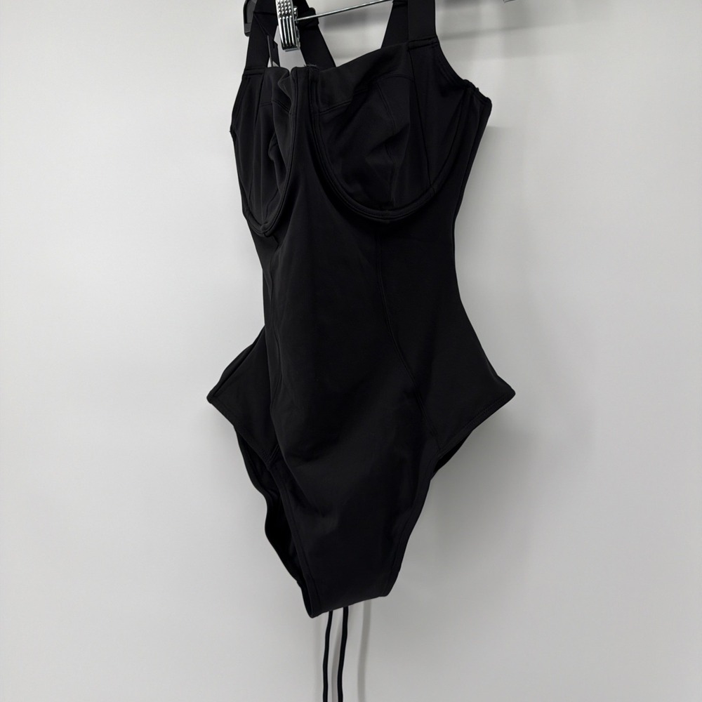 TA3 Lifty Medium FG One Piece Piece Swimsuit Women's Black M REG/LONG